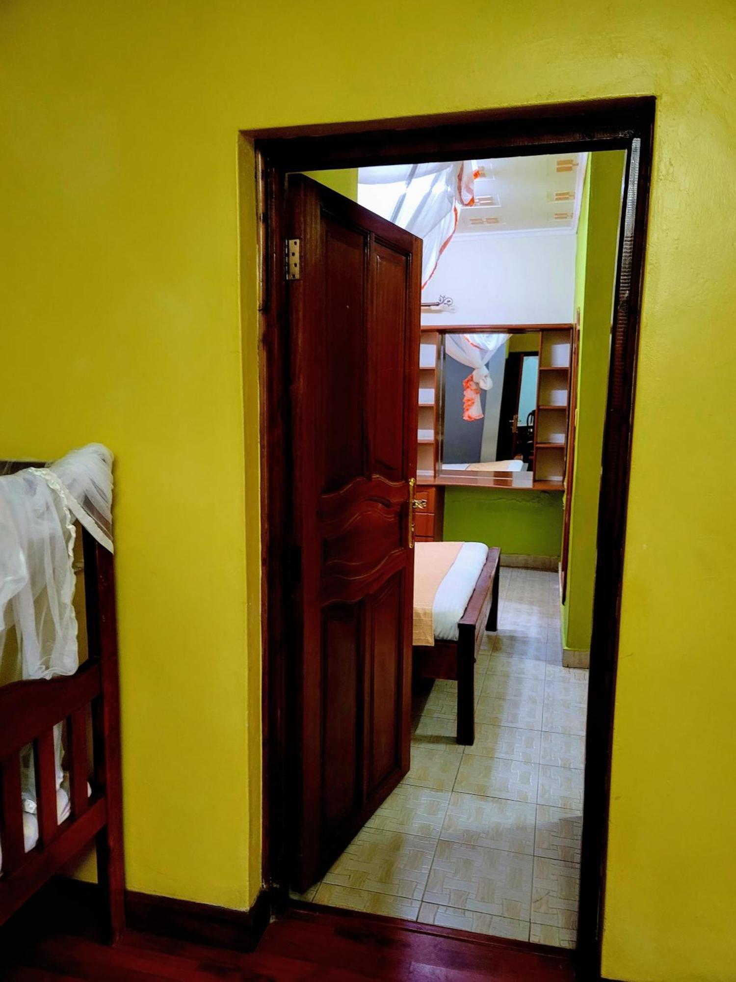 Apex Resort Nakuru Ngoại thất bức ảnh