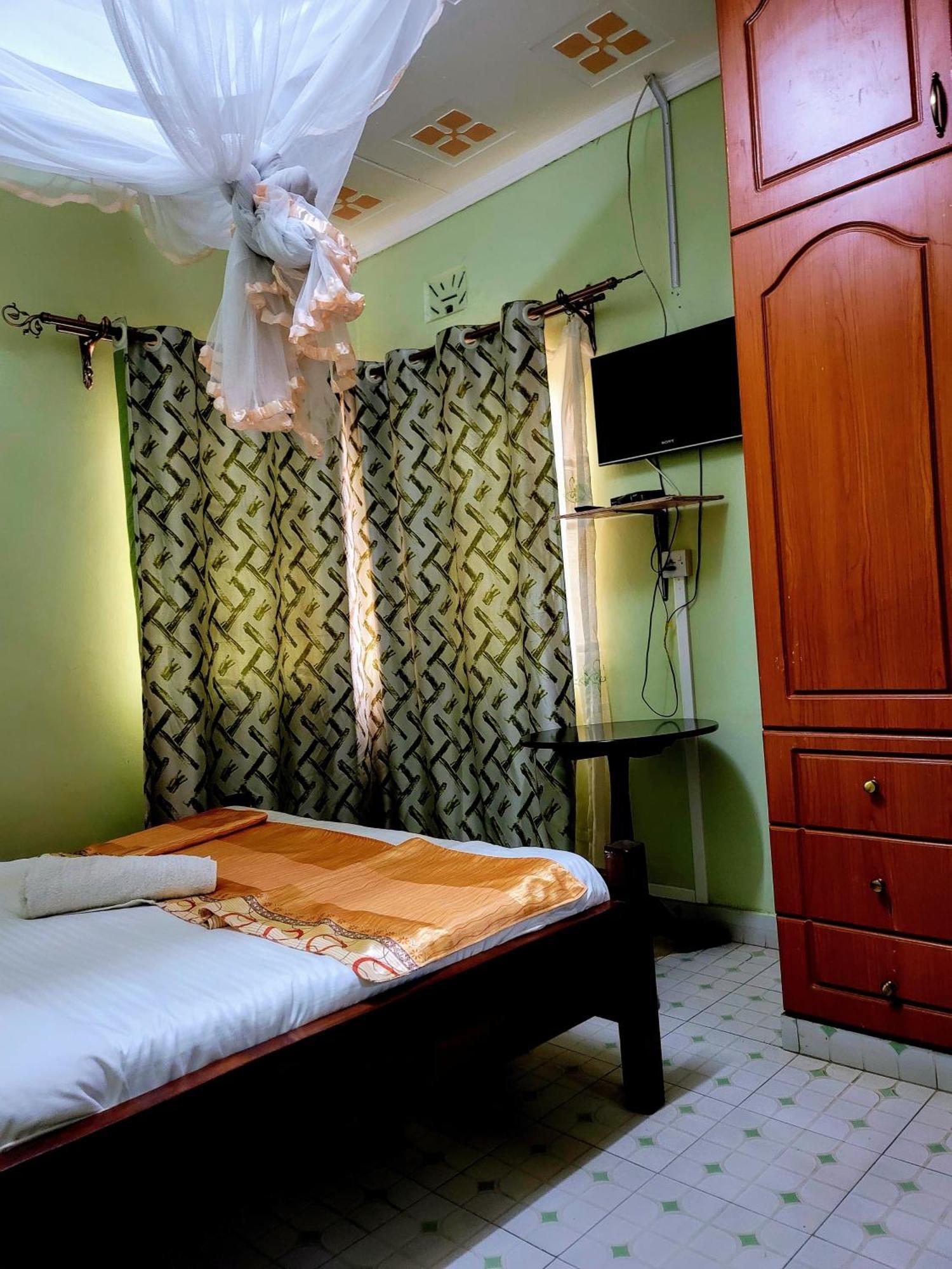 Apex Resort Nakuru Ngoại thất bức ảnh